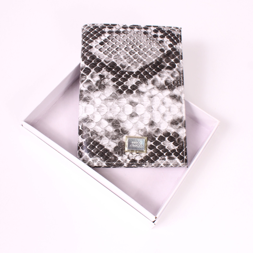 YG Обложка на паспорт Nina Farmina F9286-153