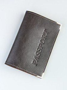 YW Обложка на паспорт металл.уголками (загран./кожа)